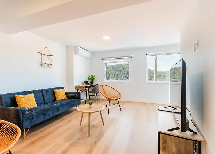 Διαμέρισμα View *